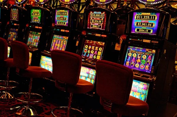 Roulette wheel spin in real time
